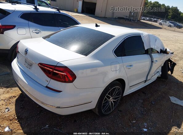 1VWDT7A38HC065082 2017 VOLKSWAGEN PASSAT White Հետևի աջ