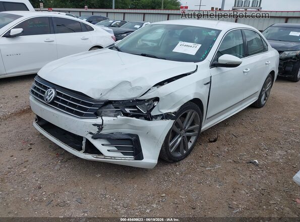 1VWDT7A38HC076129 2017 VOLKSWAGEN PASSAT White Przód lewy