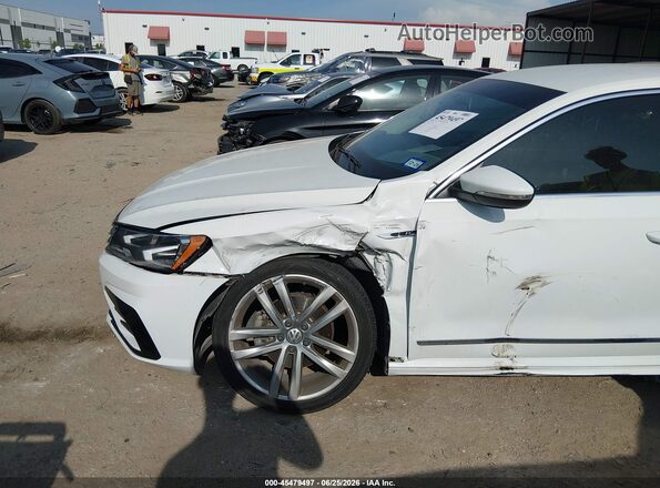 1VWDT7A39HC039428 2017 VOLKSWAGEN PASSAT White წინა ხედი