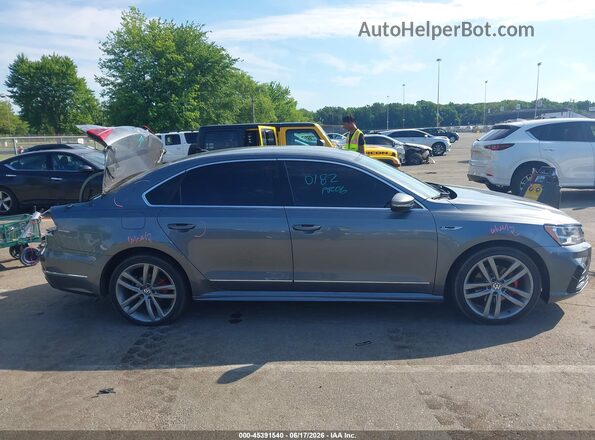 1VWDT7A39HC039865 2017 VOLKSWAGEN PASSAT Серый Вид задней части салона