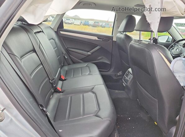 1VWLA7A30KC006455 2019 VOLKSWAGEN PASSAT Silver Rear seats view
