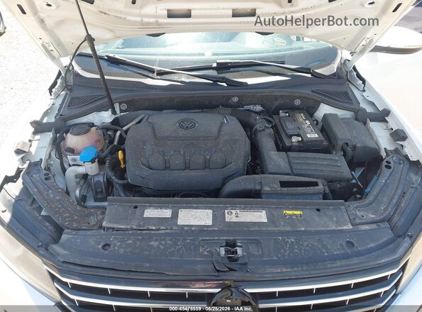 1VWLA7A3XKC007287 2019 VOLKSWAGEN PASSAT White Widok z tyłu