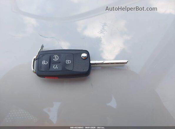 1VWMA7A33LC018864 2020 VOLKSWAGEN PASSAT White Dashboard view