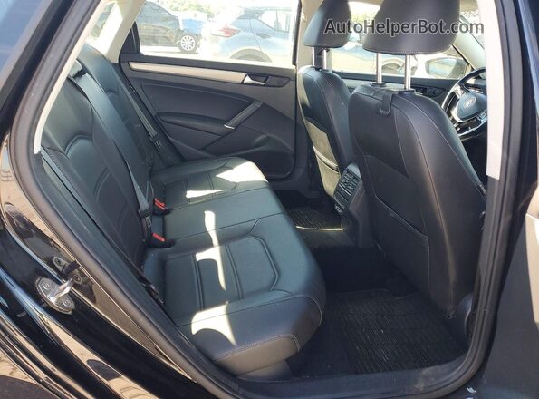 1VWSA7A32LC017986 2020 VOLKSWAGEN PASSAT Black 