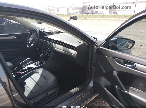 1VWSA7A33NC001072 2022 VOLKSWAGEN PASSAT Gray Вид салону спереду