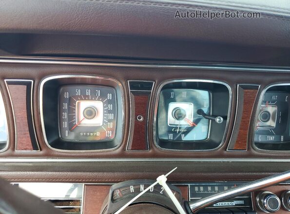 1Y89A815170 1971 LINCOLN CONTINENTA Tan Instrument cluster view