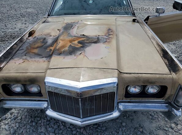 1Y89A815170 1971 LINCOLN CONTINENTA Tan Rear interior view