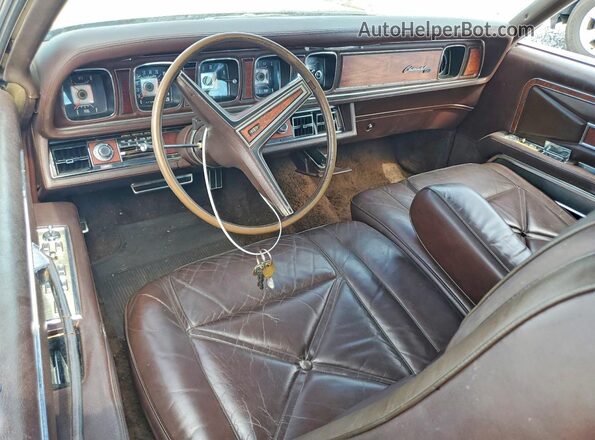 1Y89A815170 1971 LINCOLN CONTINENTA Tan Dashboard view