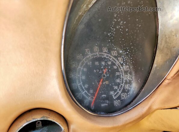 1Z37L6S420948 1976 CHEVROLET CORVETTE Burn Instrument cluster view