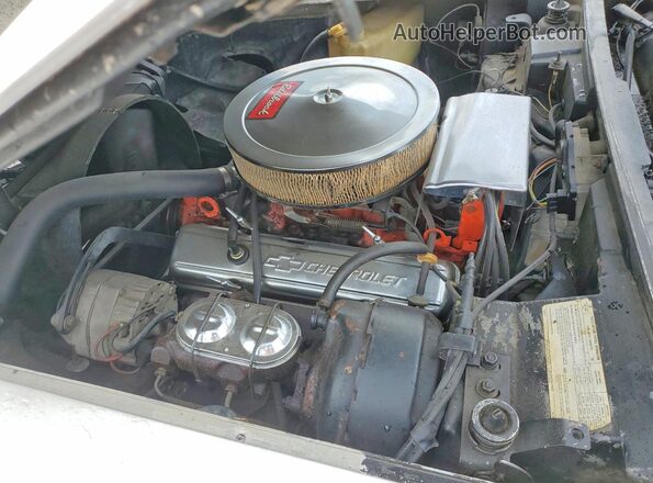 1Z37L6S421121 1976 CHEVROLET CORVETTE Белый Вид задней части салона
