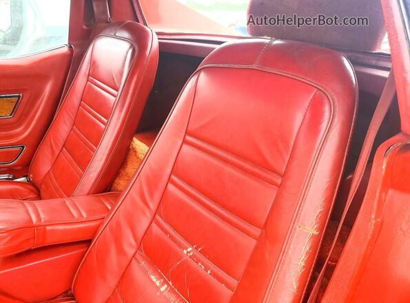 1Z37L6S439718 1976 CHEVROLET CORVETTE Красный Вид задних сидений