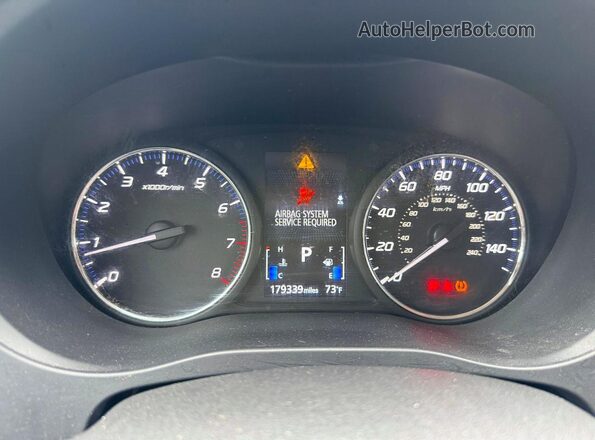 JA4AD2A3XJZ008823 2018 MITSUBISHI OUTLANDER Black Instrument cluster view