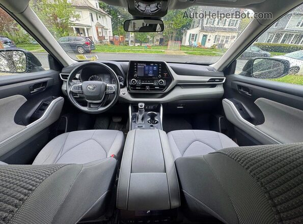 5TDBZRBH9NS165653 2022 TOYOTA HIGHLANDER Black 