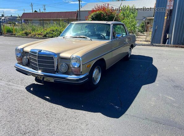 11402312004243 1971 MERCEDES-BENZ 250C Gold უკანა მარჯვენა