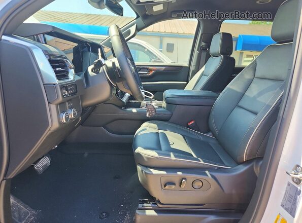 1GKS1GKD0TR181295 2026 GMC YUKON White Vista interior delantera