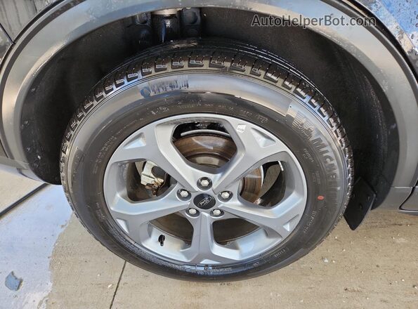 1FMCU0MN9SUB44399 2025 FORD ESCAPE Черный 