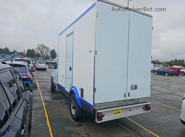 1FDWE3FN0RDD00655 2024 FORD ECONOLINE White Задня права чверть