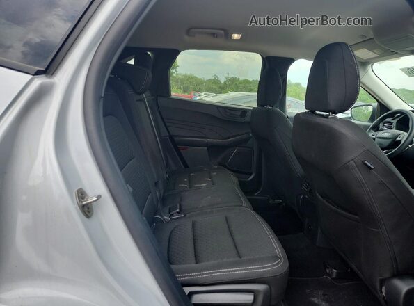 1FMCU9GN0SUB17754 2025 FORD ESCAPE Silver Widok wnętrza z tyłu