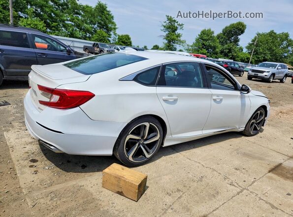 1HGCV1F34JA267242 2018 HONDA ACCORD White 