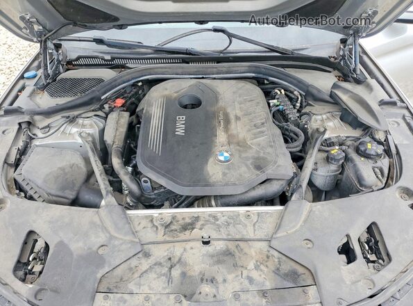 WBAJE7C35HG889320 2017 BMW 5 SERIES Silver ძრავის განყოფილების ხედი
