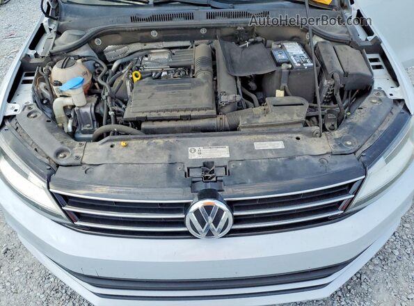 3VWDB7AJ2HM406492 2017 VOLKSWAGEN JETTA Silver Vista del compartimento del motor