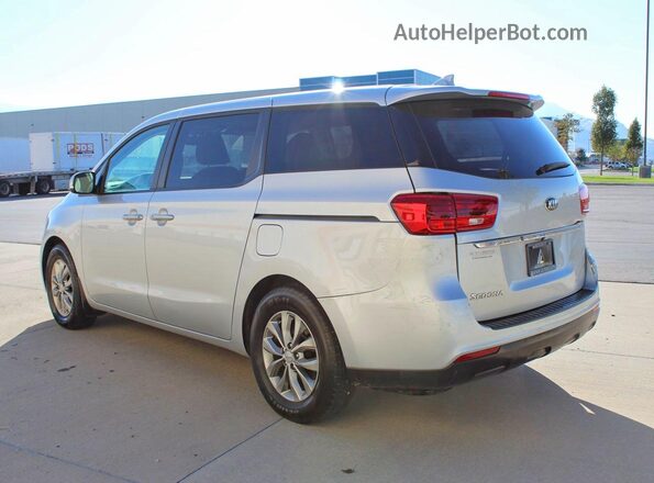 KNDMB5C15L6624195 2020 KIA SEDONA Silver Front view