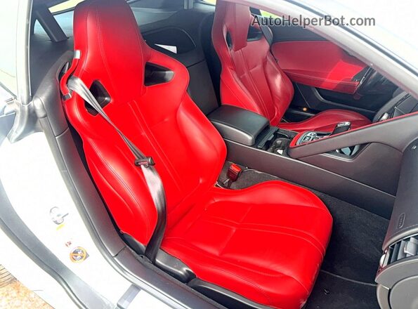 SAJWA6AT3H8K43691 2017 JAGUAR F-TYPE White Вид салону спереду