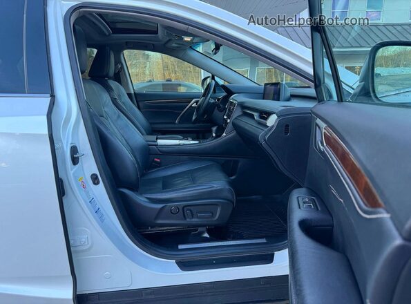 2T2BZMCA5HC070875 2017 LEXUS RX White 