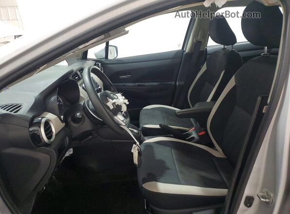 3N1CN8EV8NL839179 2022 NISSAN VERSA Silver Dashboard view