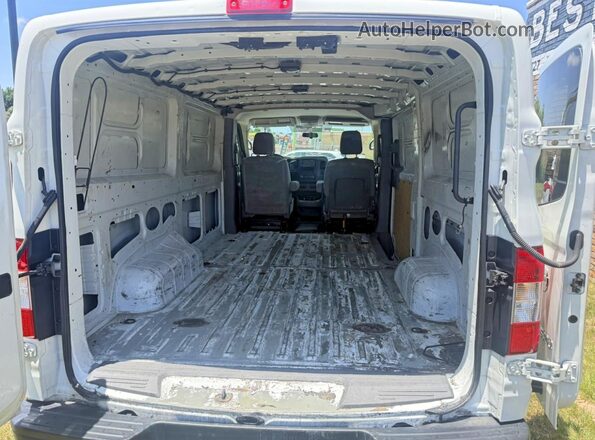 1N6BF0KY0LN809481 2020 NISSAN NV Белый Вид салона спереди