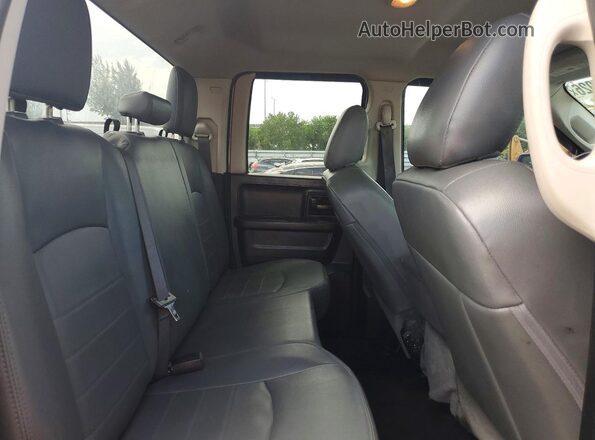 1C6RR6FG8KS581508 2019 RAM 1500 White Rear interior view