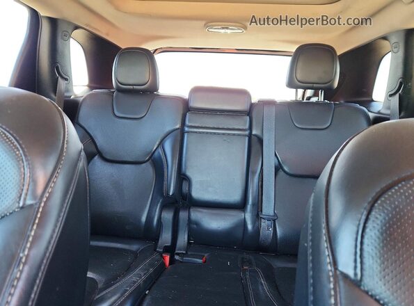 1C4PJMDS5HW598609 2017 JEEP CHEROKEE Белый Вид задней части салона