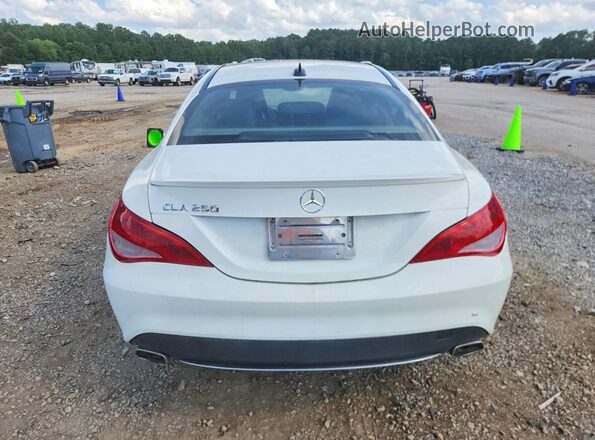 WDDSJ4EB0GN379916 2016 MERCEDES-BENZ CLA-CLASS White Widok wnętrza z przodu
