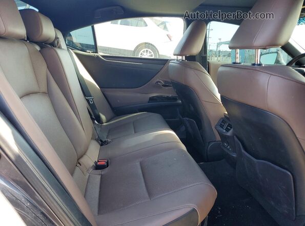 58ADA1C1XPU030526 2023 LEXUS ES Gray Widok wnętrza z tyłu