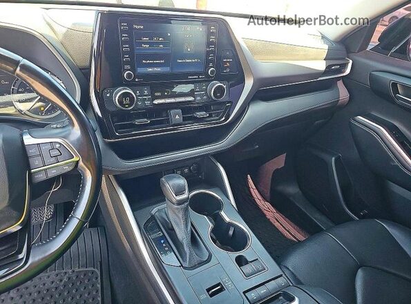 5TDGZRAH5MS520758 2021 TOYOTA HIGHLANDER Gray Rear seats view