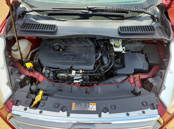 1FMCU0GD5HUC00382 2017 FORD ESCAPE Red ძრავის განყოფილების ხედი