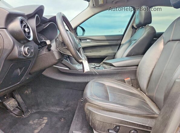 ZASPAKAN0K7C32245 2019 ALFA ROMEO STELVIO Black წინა პანელის ხედი