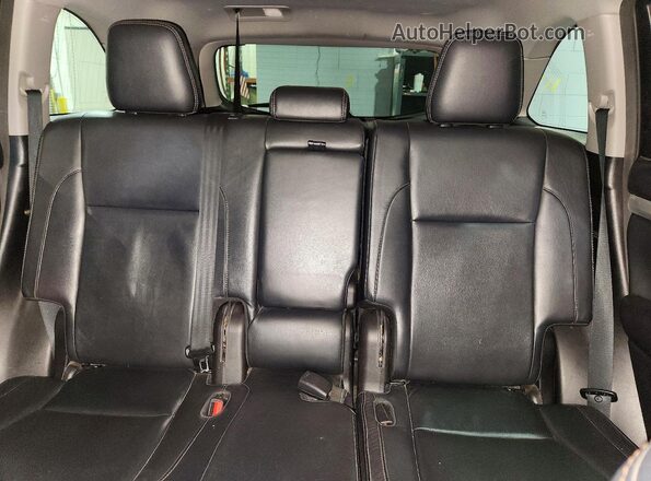 5TDJGRFH2HS020681 2017 TOYOTA HIGHLANDER Black Vista interior trasera