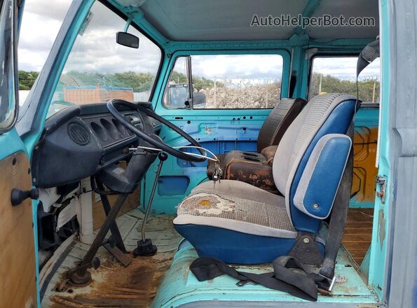 2282079050 1978 VOLKSWAGEN BUS Blue Vista interior delantera