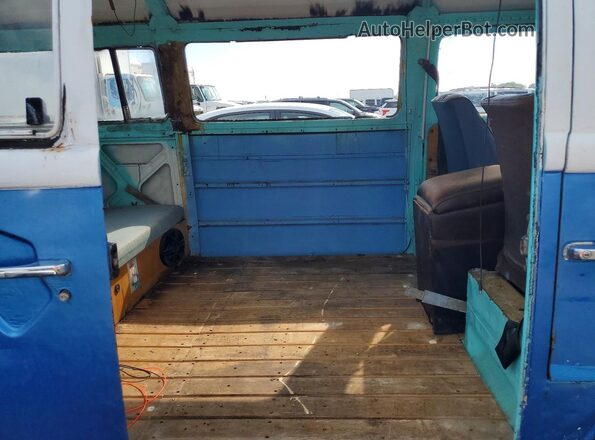 2282079050 1978 VOLKSWAGEN BUS Blue Vista interior trasera