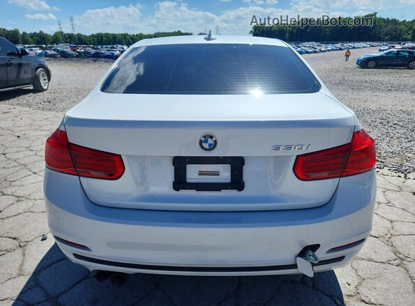 WBA8B9G57JNU97715 2018 BMW OTHER White 