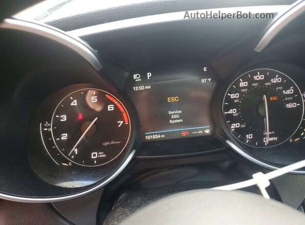 ZARFAMAN1K7600891 2019 ALFA ROMEO GIULIA Gray Widok tylnych siedzeń