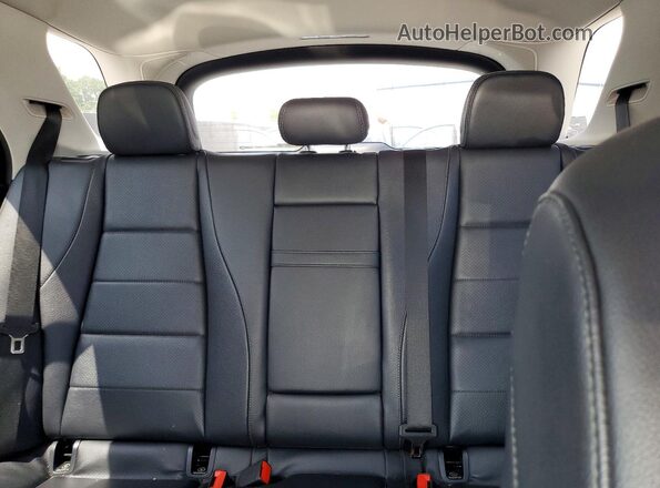 4JGFB4KB8LA013308 2020 MERCEDES-BENZ GLE White Widok wnętrza z tyłu