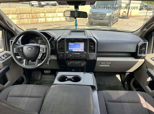 1FTEW1E59KFC43322 2019 FORD F150 Черный Вид салона спереди