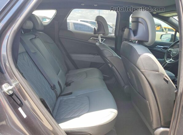 5XYK6CDF5RG190439 2024 KIA SPORTAGE Silver 