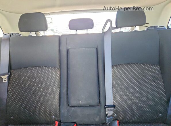 JA4AP3AU2GZ048053 2016 MITSUBISHI OUTLANDER White Rear interior view