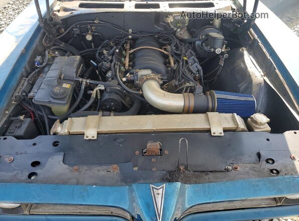 242678P153902 1968 PONTIAC AZTEK Зеленый Вид задней части салона