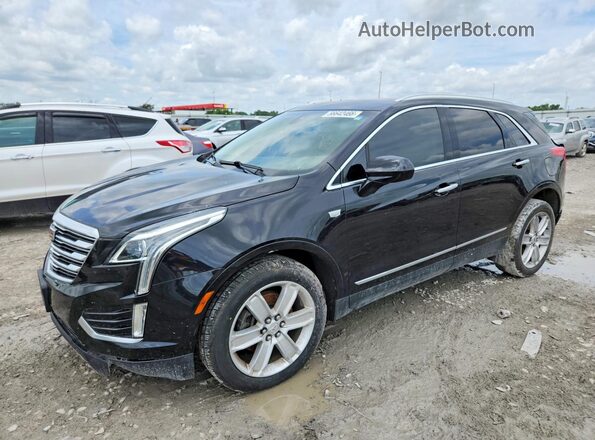 1GYKNDRSXHZ149605 2017 CADILLAC XT5 Черный 