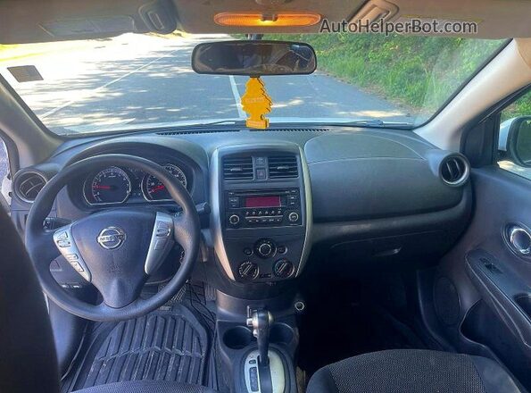 3N1CN7AP0JL853962 2018 NISSAN VERSA White 