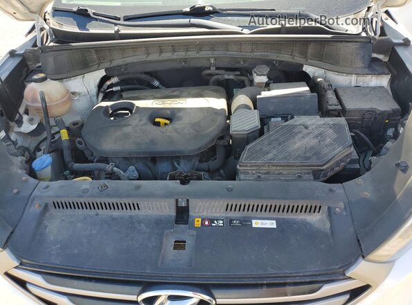 KM8J3CA49JU667377 2018 HYUNDAI TUCSON White 
